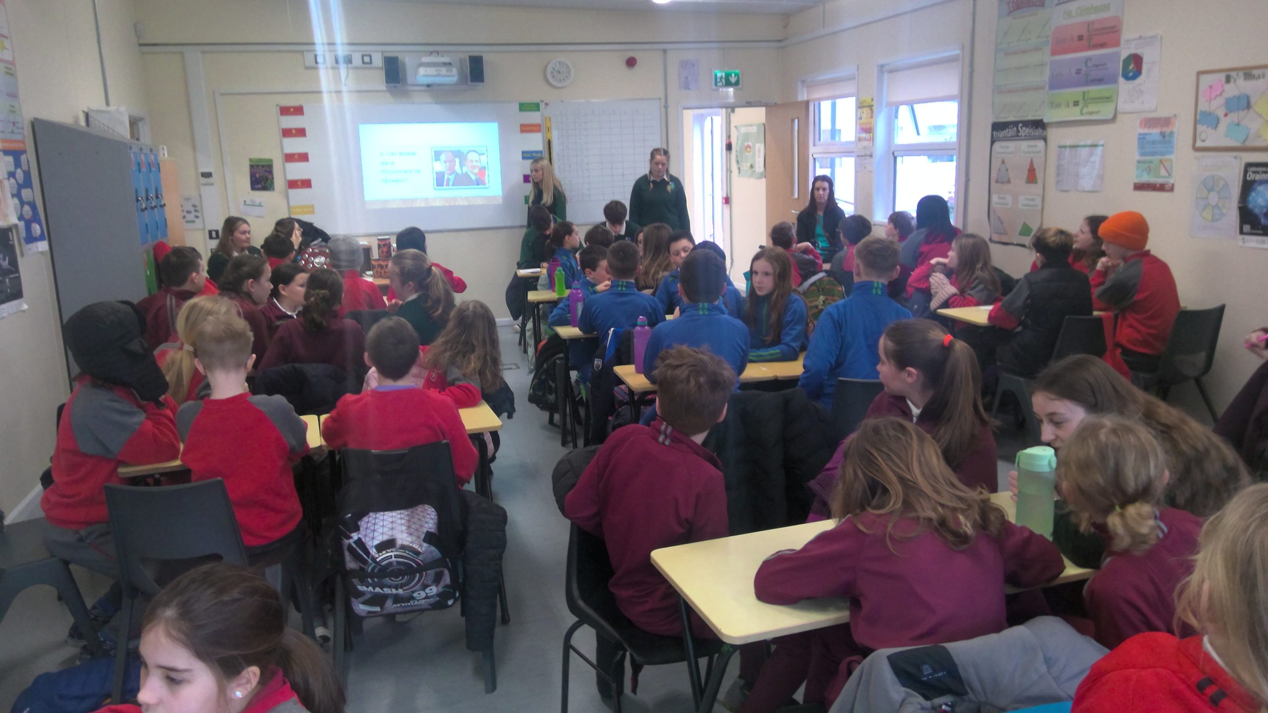 Le Ch ile Is Fearr Sinn Gaelchol iste Phort L irge