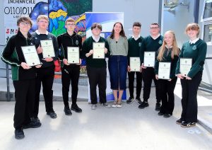 Gradam Barr Feabhais Bl.5 agus Bríd Ní Chuirtín (Ceann Bliana)