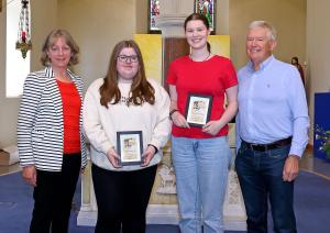 Gradaim-Aitheantais-Speisialta-san-Obair-Phobail-le-Aidan-Baireid-Club-Oige-Fearann-tSeoinin