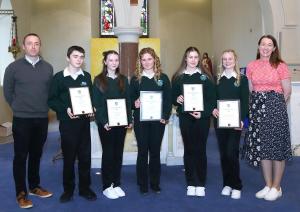 Gradaim-Barr-Feabhais-Bl.5-le-Conchur-O-hOgain-Priomhoide-Tanaisteach-agus-Brid-Ni-Chuirtin-Ceann-Bliana